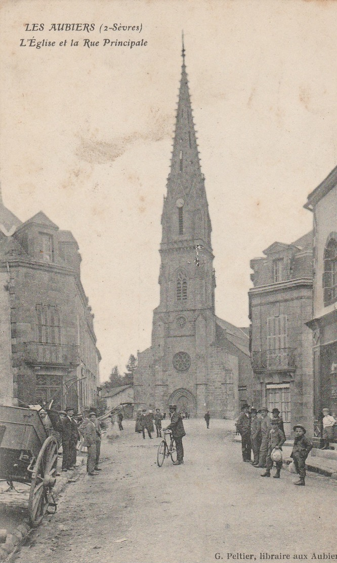 Cpa  Les Aubiers L'église Et La Rue Principale.. Animée - Autres & Non Classés