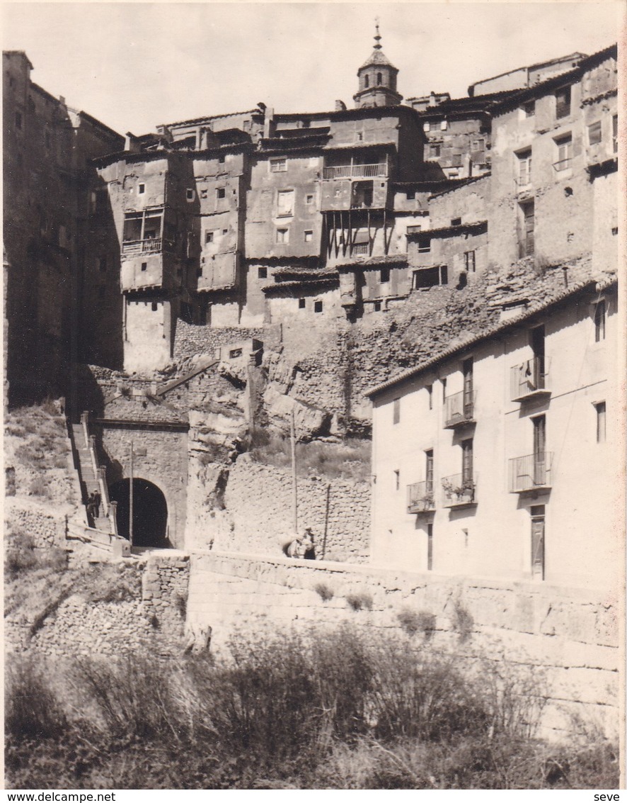 ALbARRACIN  ESPAGNE 1930 Photo Amateur Format Environ 7,5 X 5,5 Cm - Lugares