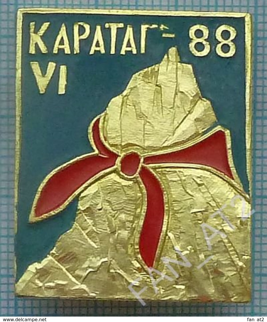 USSR / Badge / Soviet Union / Tajikistan Alpinism Mountaineering Tourism Pioneers. Mountain Karatag 1988 - Alpinismo, Escalada