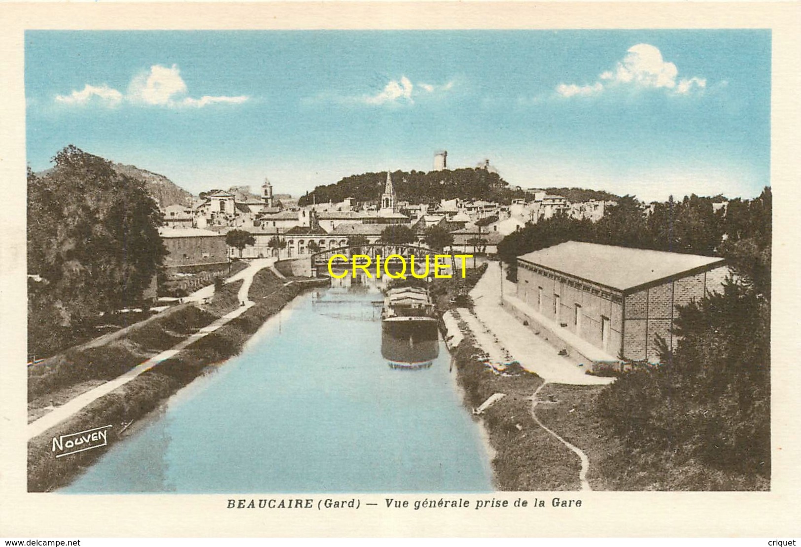 30 Beaucaire, Vue Générale Prise De La Gare, Péniche Amarrée..., Carte Pas Courante - Beaucaire