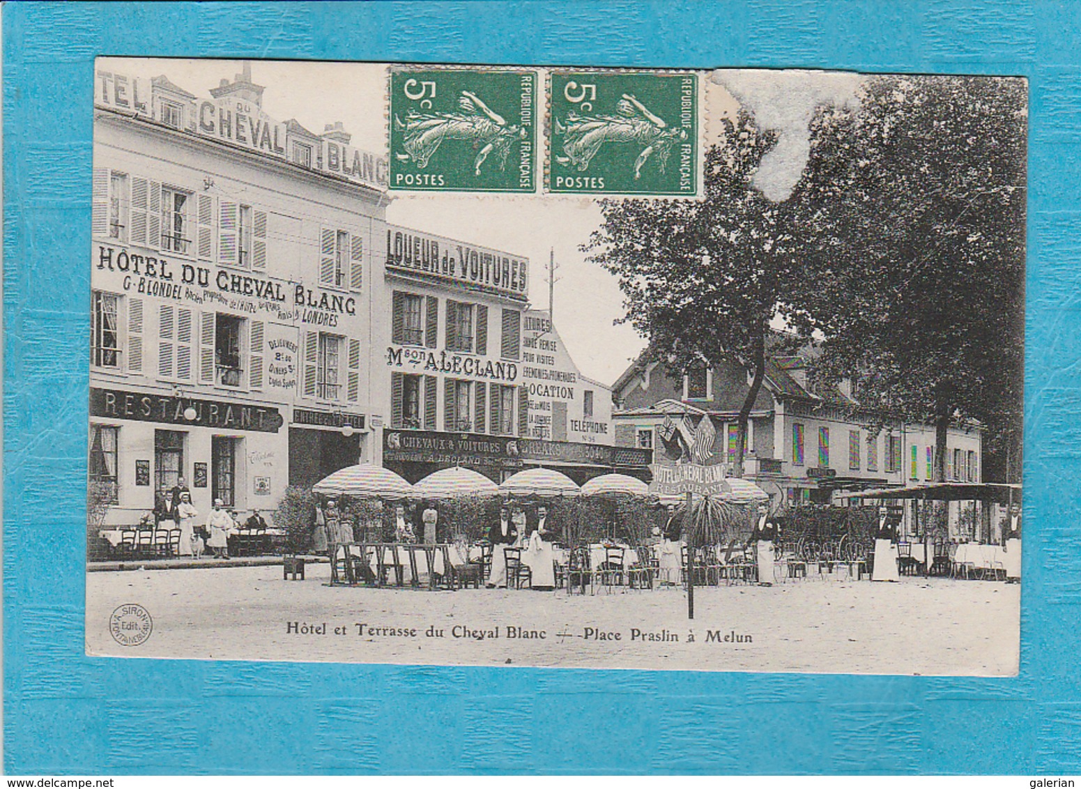 Melun ( Seine-et-Marne ). - Place Praslin - Hôtel Et Terrasse Du Cheval-Blanc. - Melun