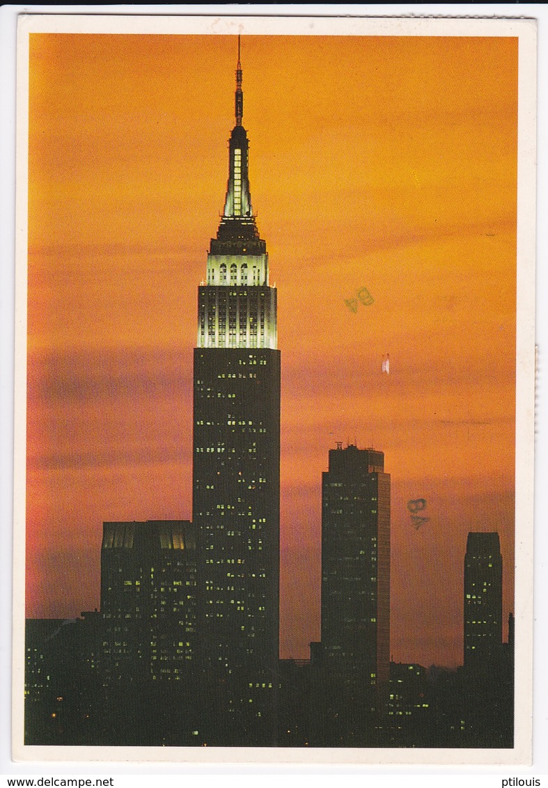 NEW YORK CITY - The Empire State Building At Sunset - Empire State Building