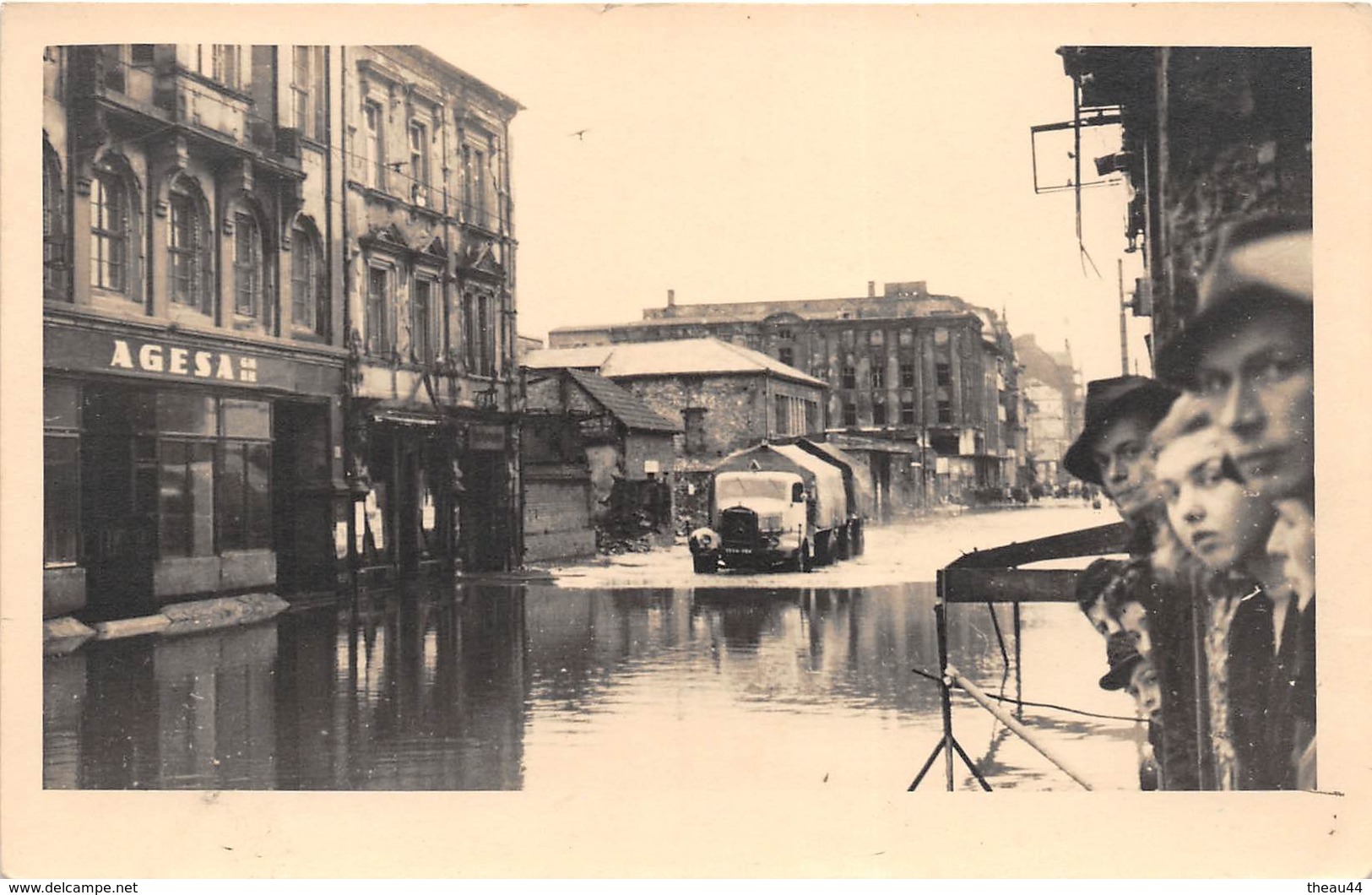 ¤¤   -   Carte-Photo Non Située   -   Une Rue Inondée   -   Camion   -   Magasin " AGESA "  -  ¤¤ - To Identify