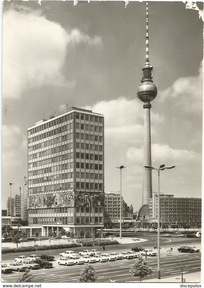 W3482 Berlin - Haus Des Lehrers Und Fernseh Und UKW Turm Der Deutschen Post - Auto Cars Voitures / Viaggiata 1977 - Mitte