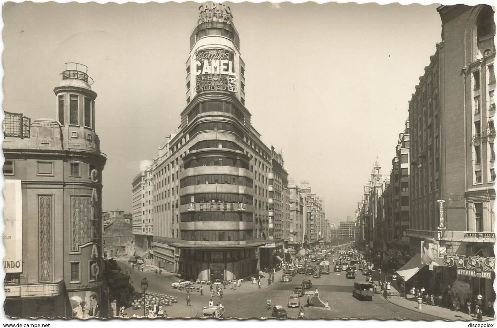 W3499 Madrid - Avenida José Antonio - Auto Cars Voitures / Viaggiata 1960 - Madrid