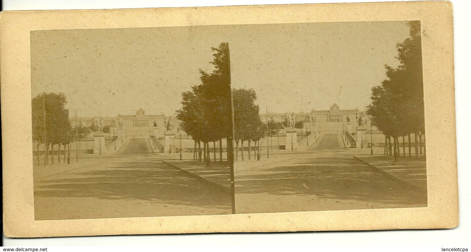 PHOTO STEREOTYPE SUR SUPPORT CARTON / PARIS - ECOLE MILITAIRE - Anciennes (Av. 1900)