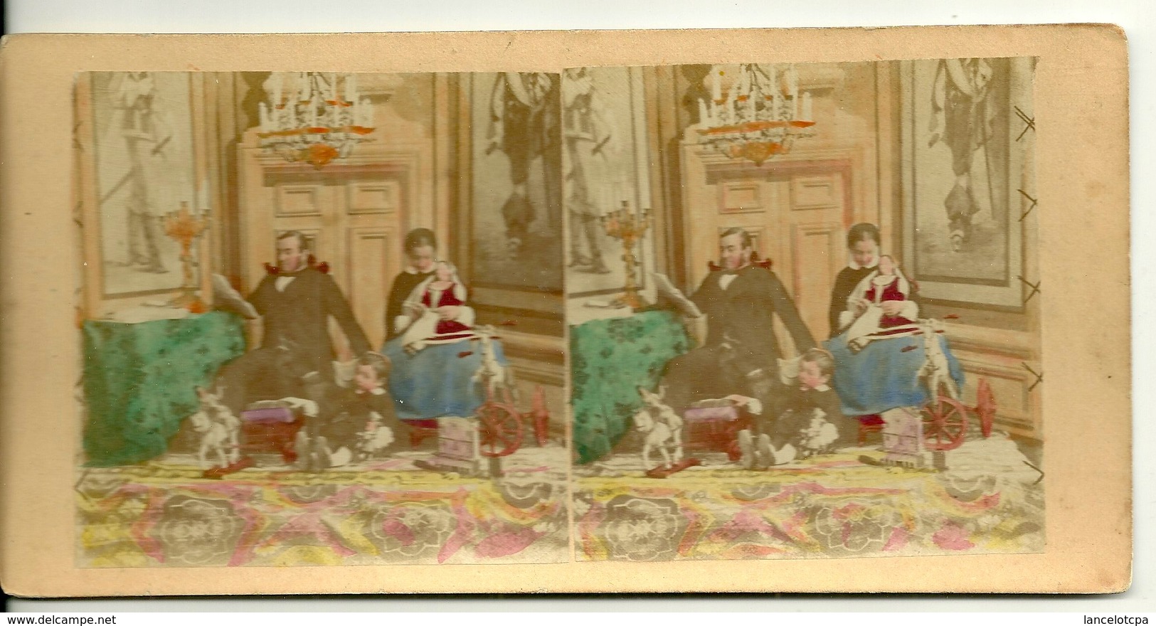 PHOTO STEREOTYPE COLORISEE SUR SUPPORT CARTON / BOURGEOISIE - JOUETS D'ENFANTS - Anciennes (Av. 1900)