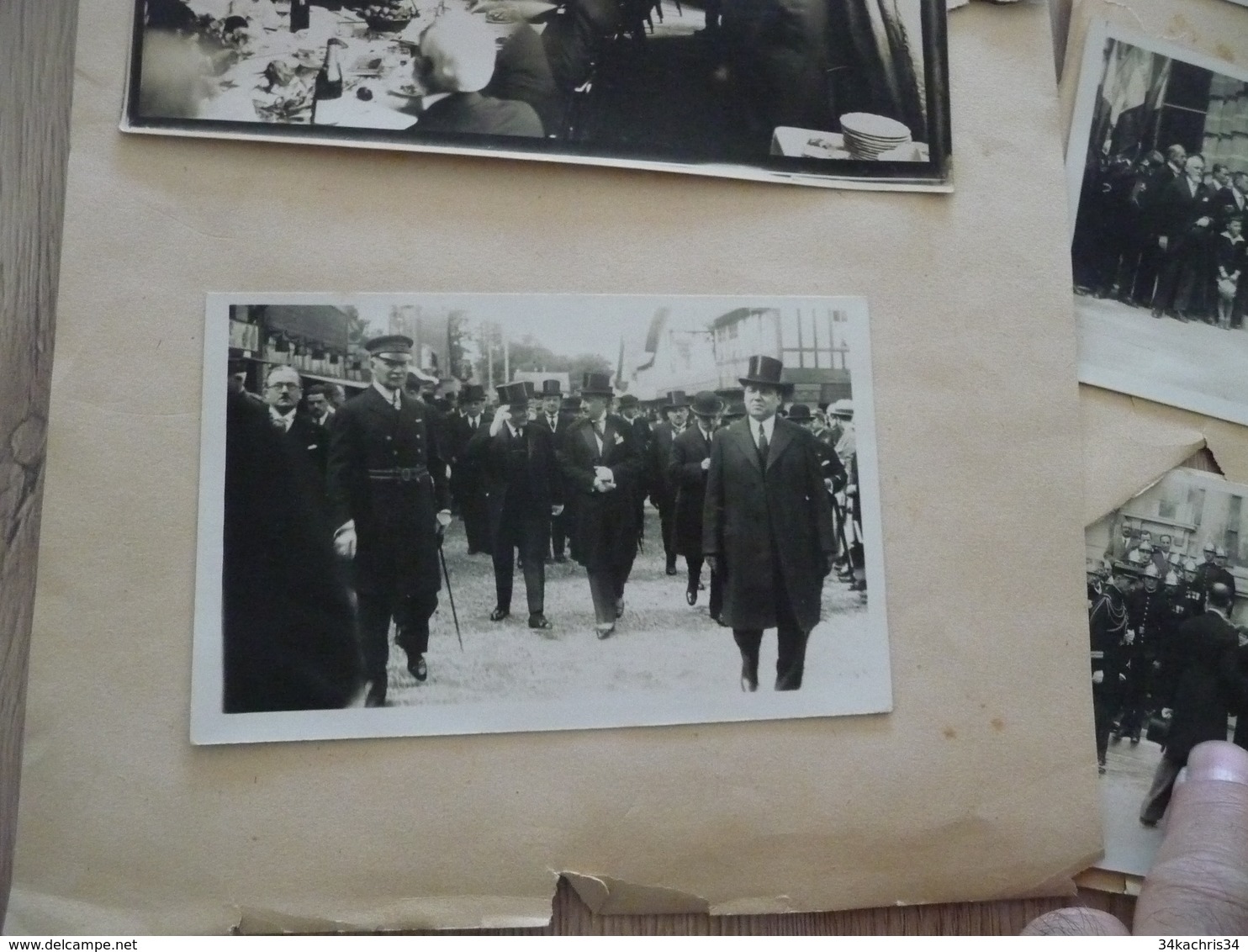 Archive photo et cartes photos Reims maire et personnalités collées sur papier