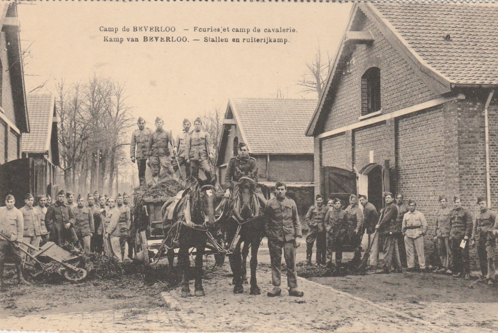 Bourg-Léopold ,Kamp Van Beverloo ,Ecuries Et Camp De Cavalerie , Stallen En Ruiterijkamp - Leopoldsburg (Camp De Beverloo)