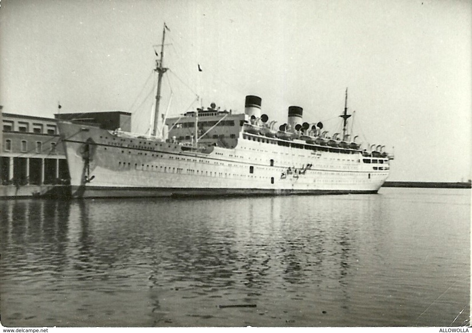 4310 "TRANSATLANTICO NEL PORTO DI PALERMO NEGLI ANNI '60"ORIGINALE - Barche