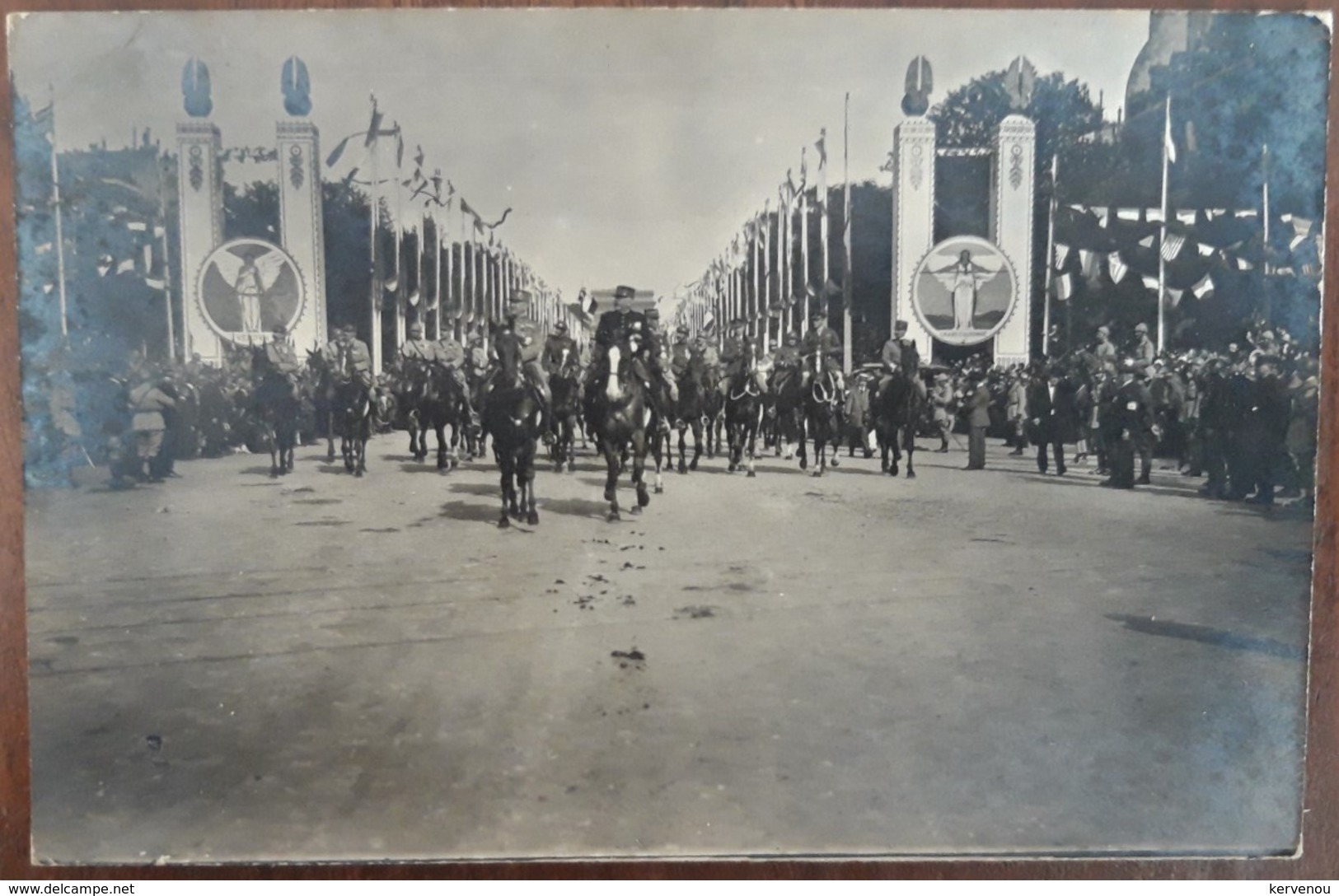 Lot De 8 Carte Photo PARIS Défilé 14 Juillet 1919 Fete De La Victoire Marechal FOCH Et JOFFRE  Militaria 14 18 - 5 - 99 Postcards