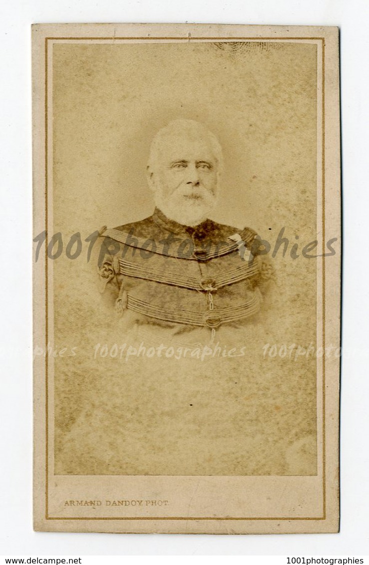 CDV Armand Dandoy Photographie, Namur. Portrait D&#039;un Militaire. - Autres & Non Classés