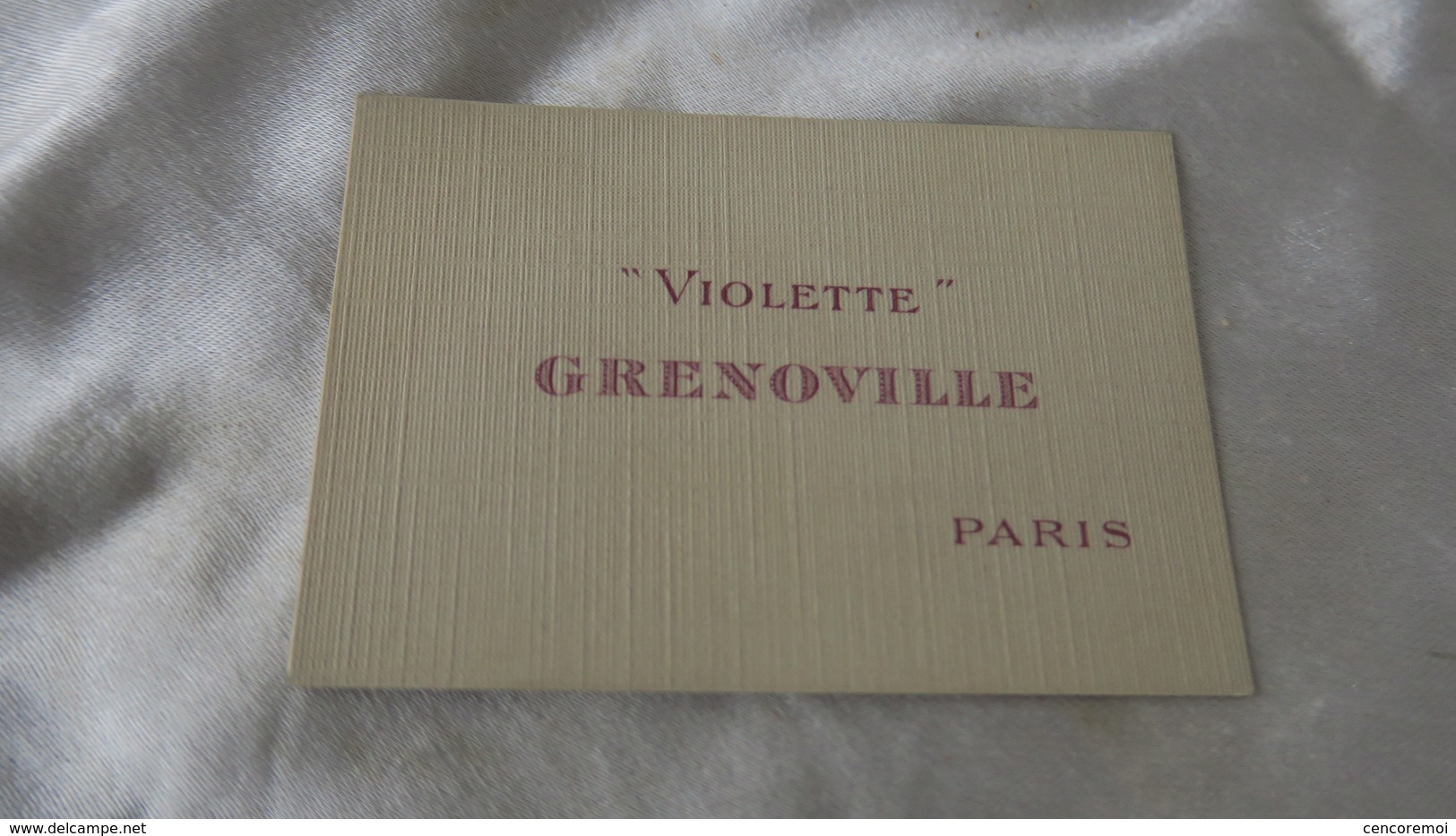 Carte Parfumée Ancienne De Collection, Violette, Grenoville, Paris - Collections