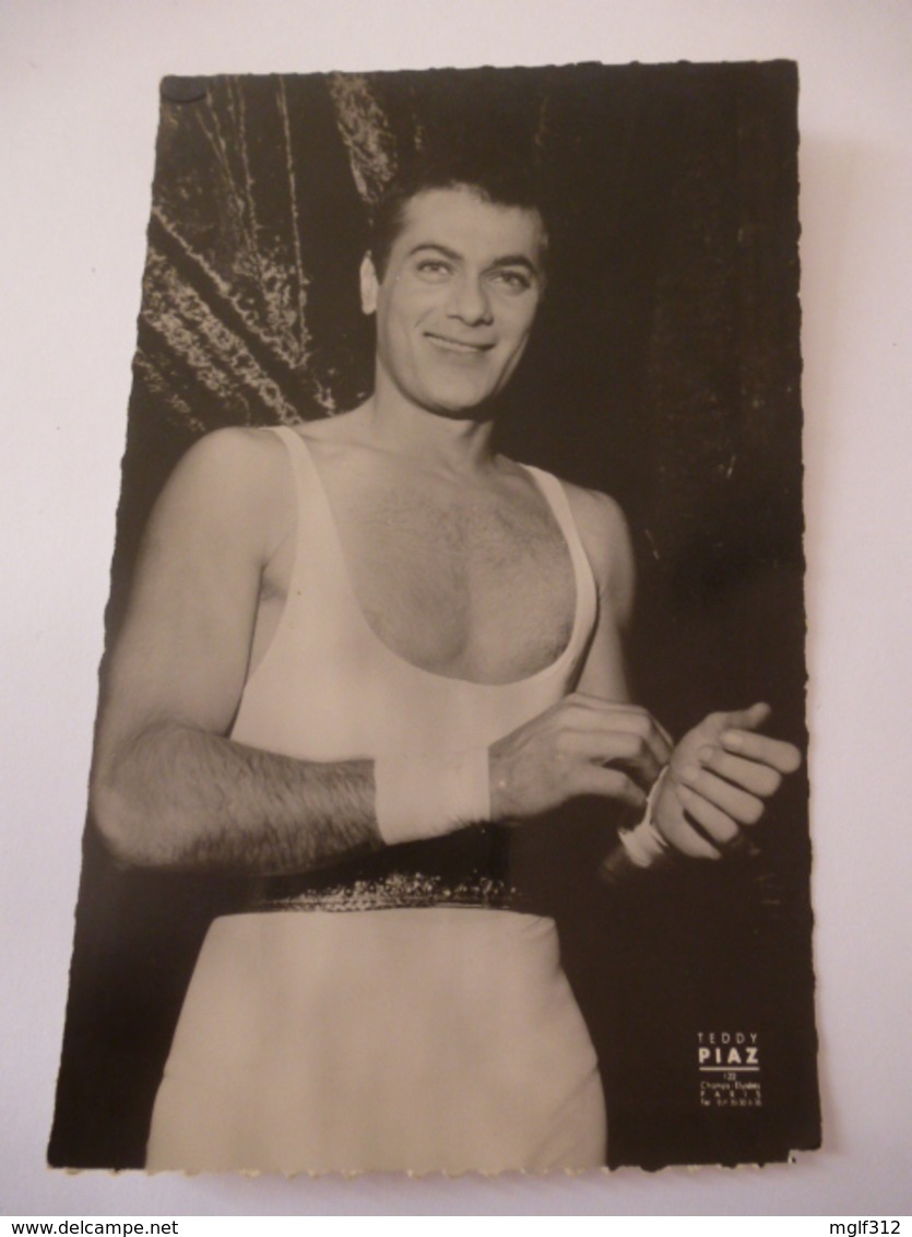 TONY CURTIS  : CPM Photo Au Bromure N° 401 De TEDDY PIAZ - Artistes