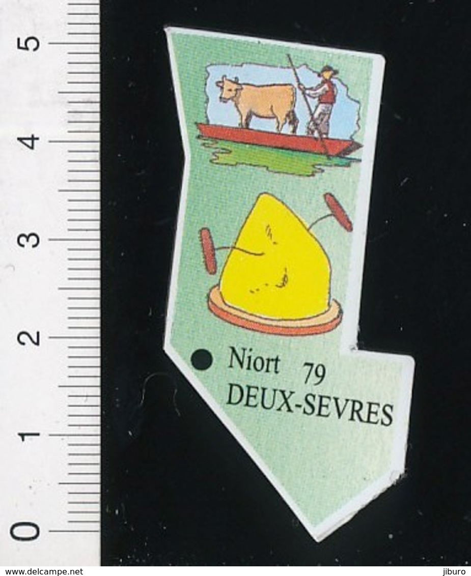 Magnet Le Gaulois Carte Géographique Département Deux-Sèvres Vache Marais Poitevin Motte Fil à Couper Le Beurre 01-mag3 - Magnets