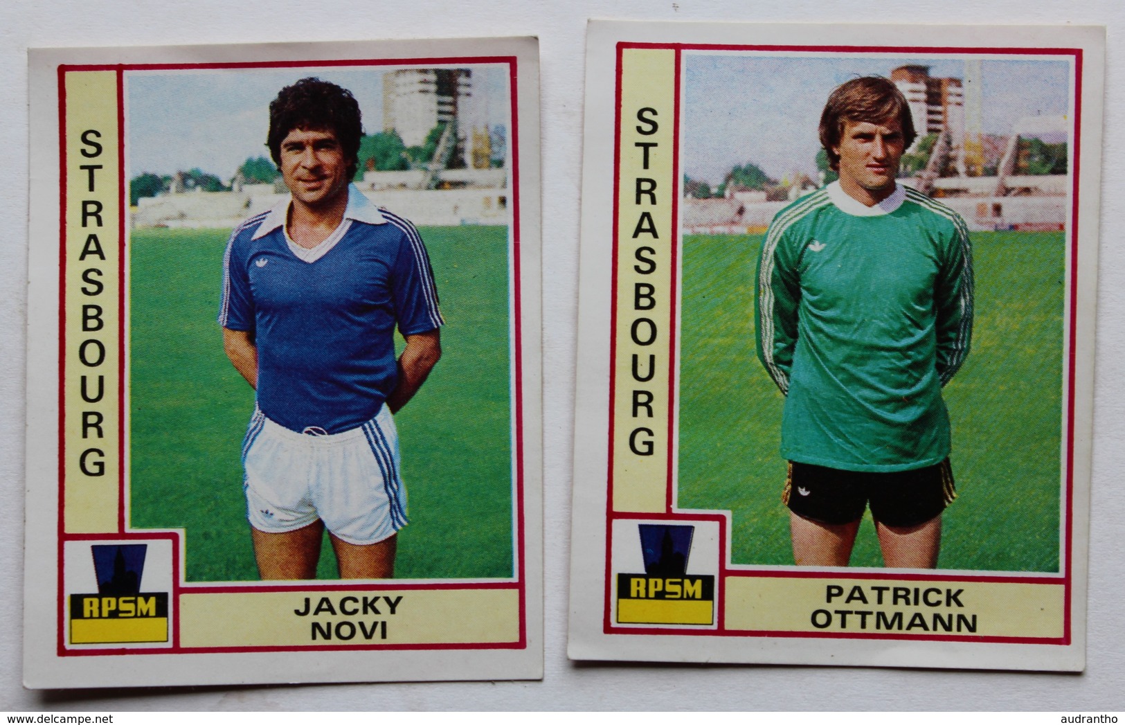 2 Vignette Autocollante Figurine Panini Football 80 équipe De Strasbourg Patrick Ottmann Jacky Novi - Edition Française