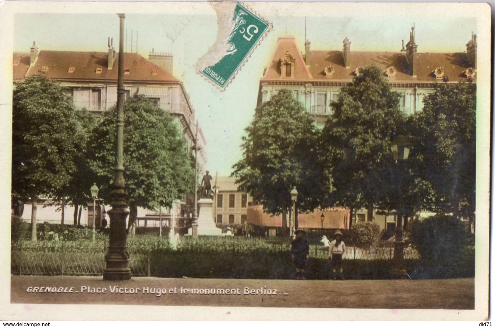 GRENOBLE  - Place Victor-Hugo Et Le Monument Berlioz - - Grenoble