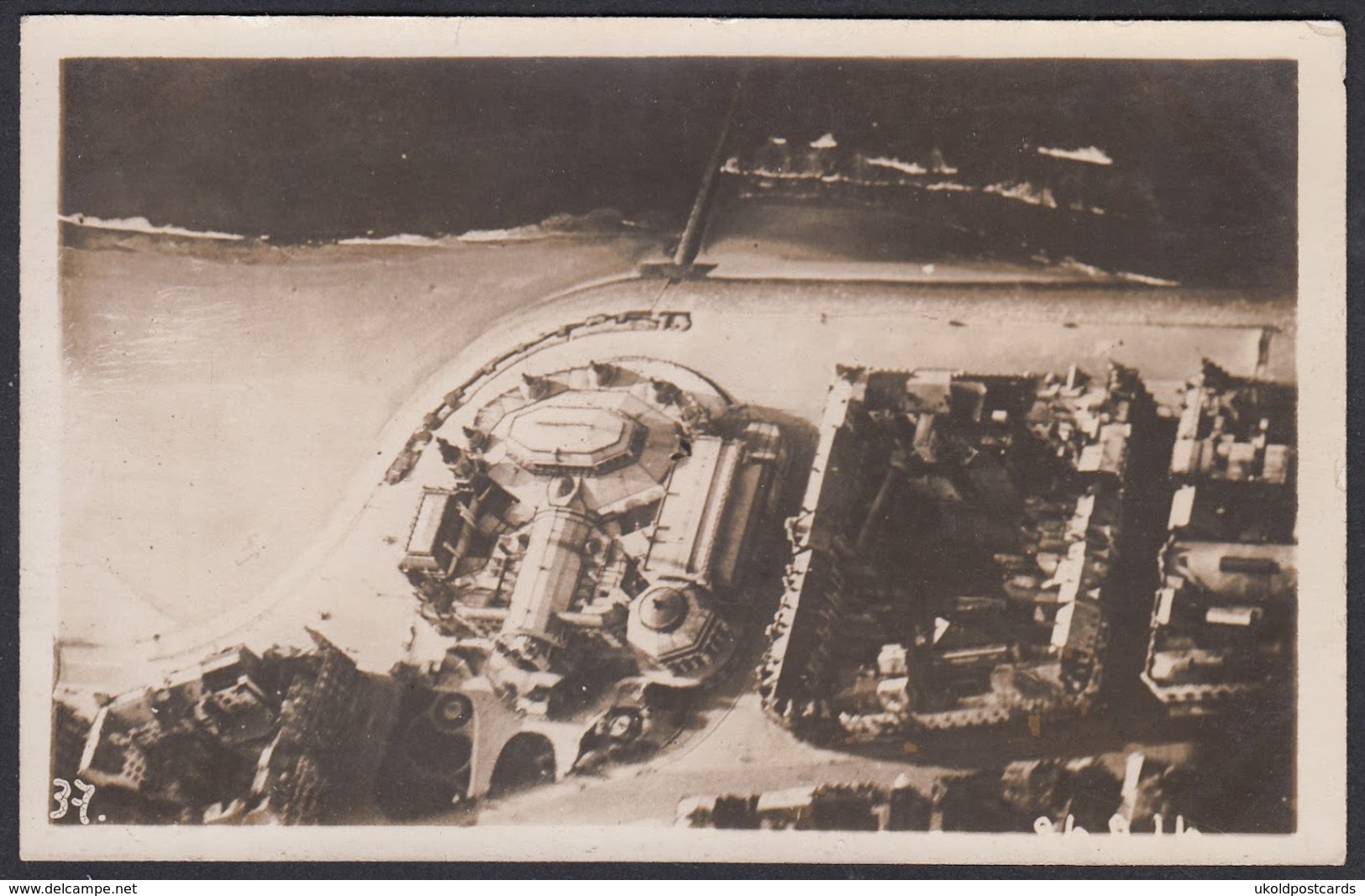 CPA -  Belgique, OSTENDE / OOSTENDE, Aerial View Of Seafront, Carte Photo - Oostende
