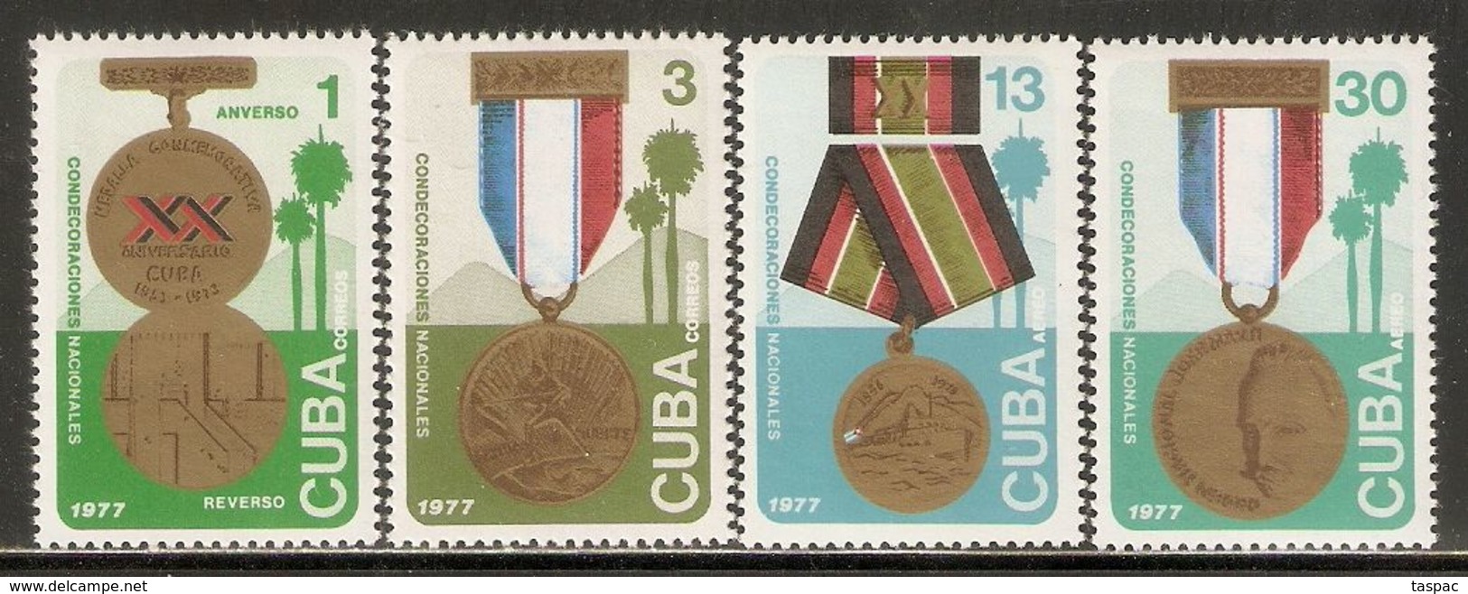 1977 Mi# 2230-2233 ** MNH - Ribbons And Medals Of Honor - Unused Stamps