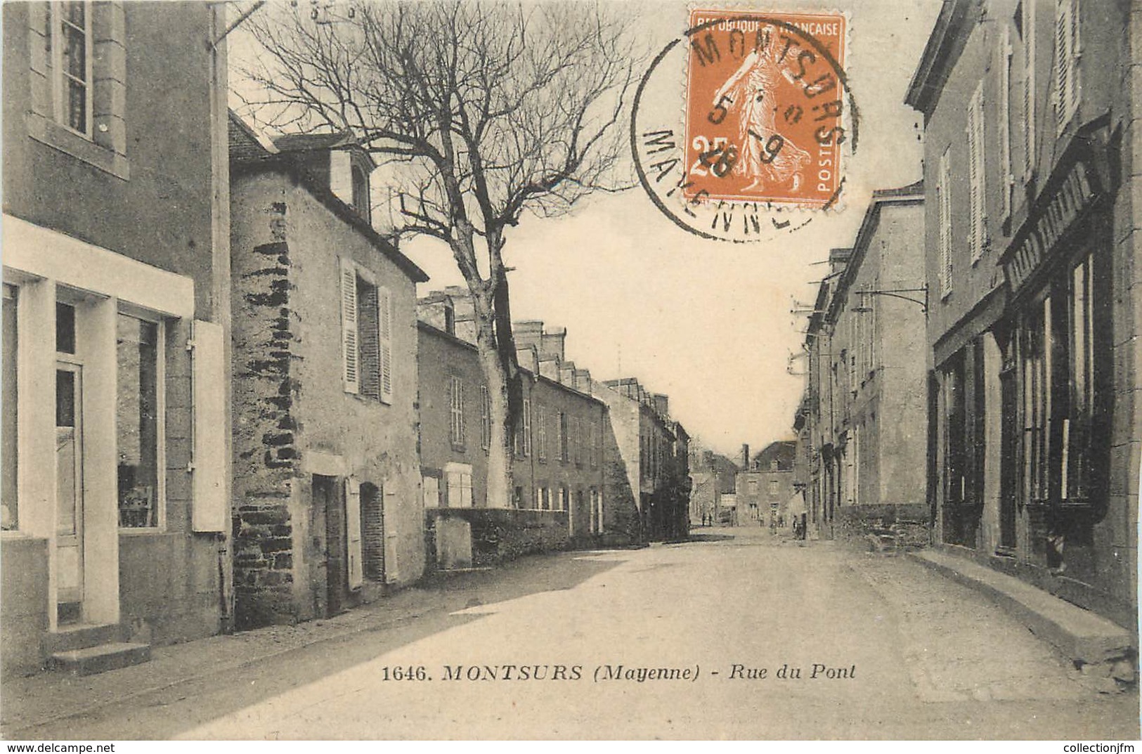 / CPA FRANCE 53 "Montsurs, Rue Du Pont" - Other & Unclassified