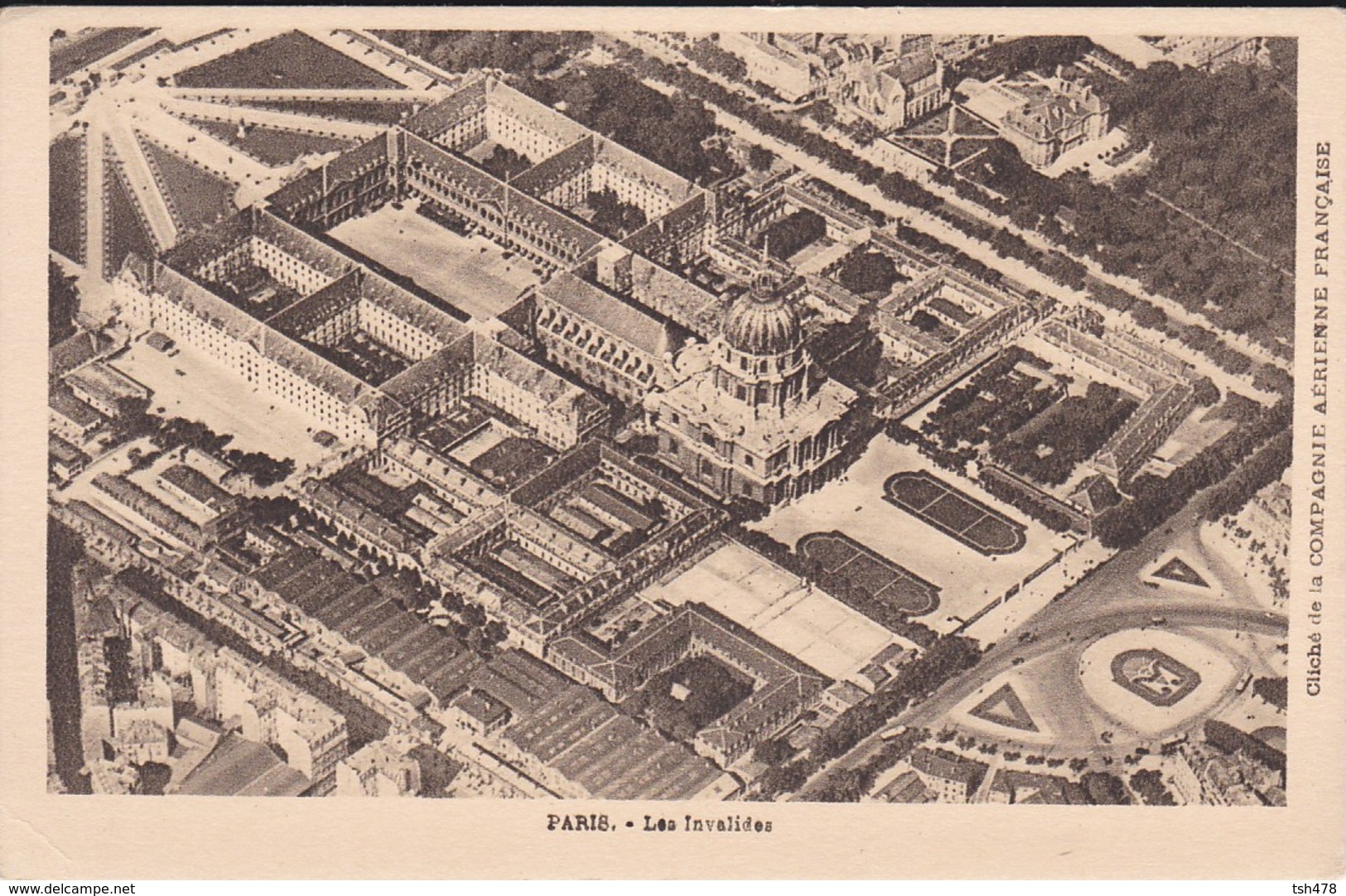 75----PARIS---les Invalides--vue Aérienne--cliché De La Compagnie Aérienne Française--voir 2 Scans - Multi-vues, Vues Panoramiques