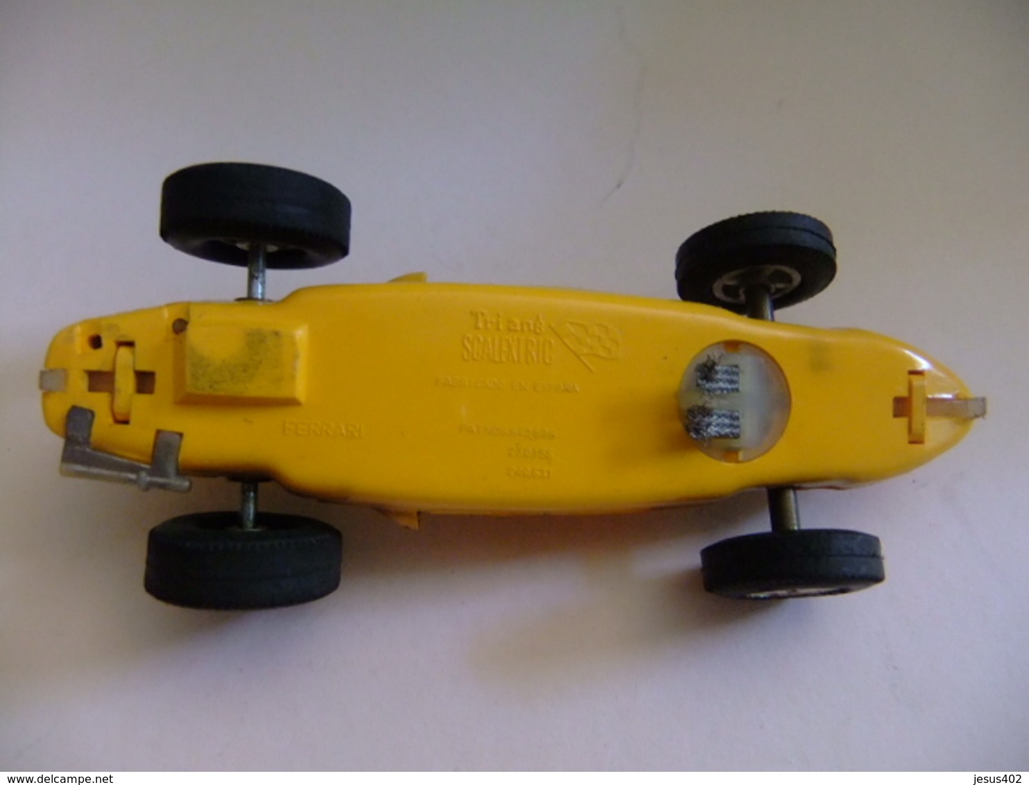 SCALEXTRIC FERRARI V 6 SHARNOSE TRIANG // AMARILLO N 1 GUIA FIJA  // MADE IN SPAIN - Autocircuits