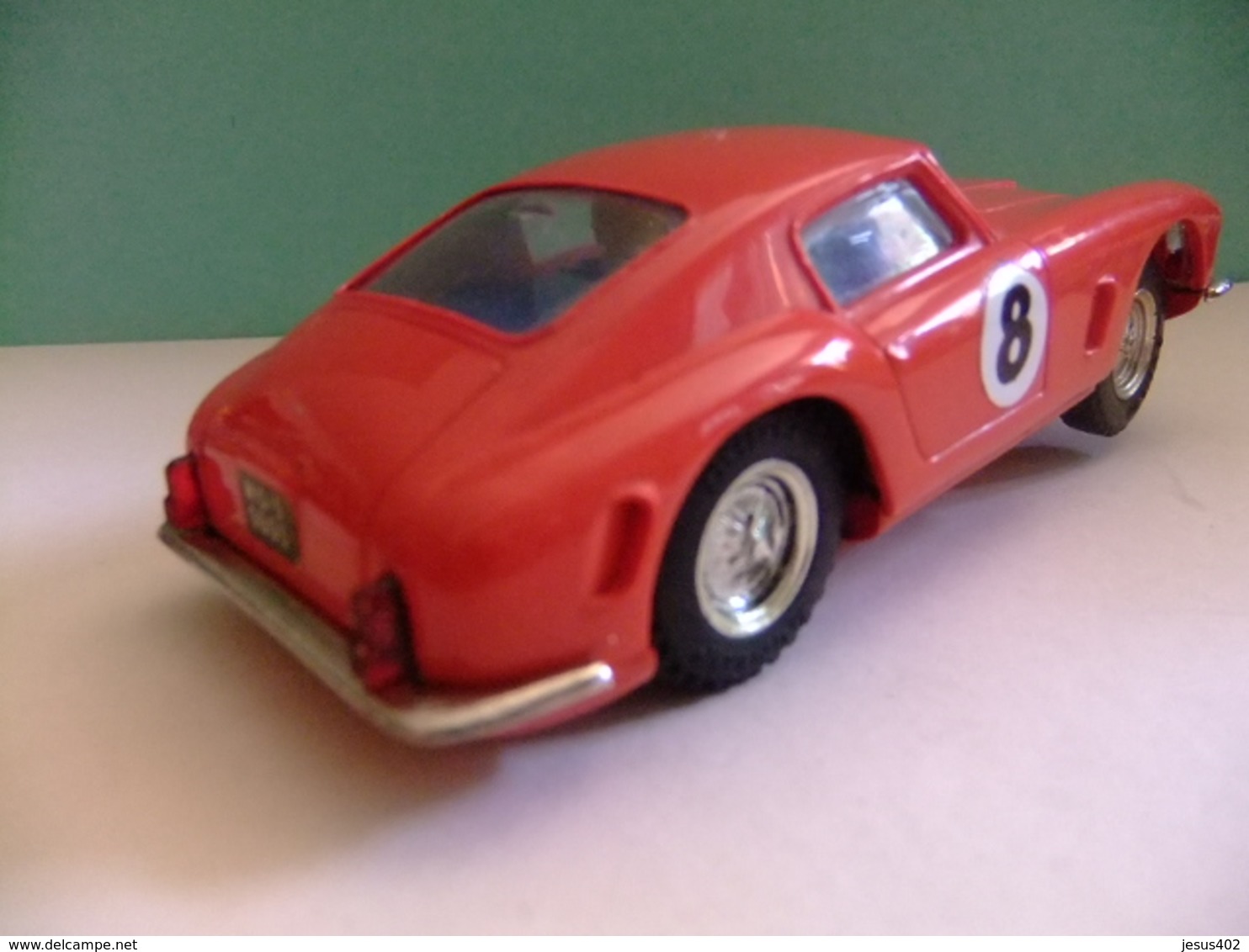 SCALEXTRIC Tri-Ang FERRARI 250 GT BERLINETTA MM / C 69 Rojo N 8 Con Caja Repro - Scala 1:32