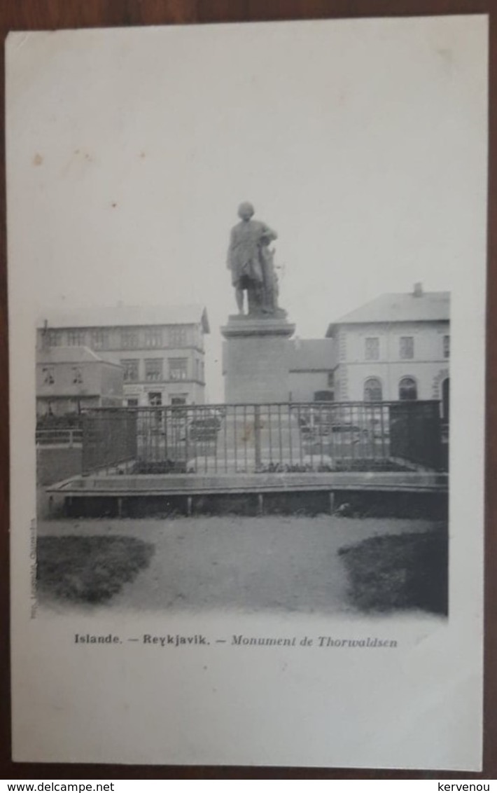 ISLANDE  REYKJAVIK   Monument De Thorwaldsen  ICELAND  Non Voyagé Dos Simple Bertel Thorvaldsen - Islande