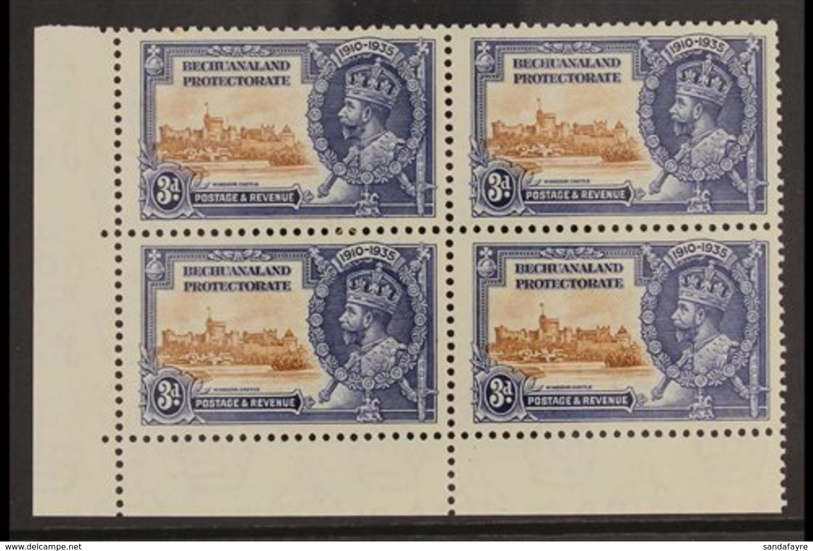 1935 SILVER JUBILEE VARIETY  3d Brown & Deep Blue Corner BLOCK OF 4 Bearing "EXTRA FLAGSTAFF" Variety, SG 113/113a, Fine - Autres & Non Classés