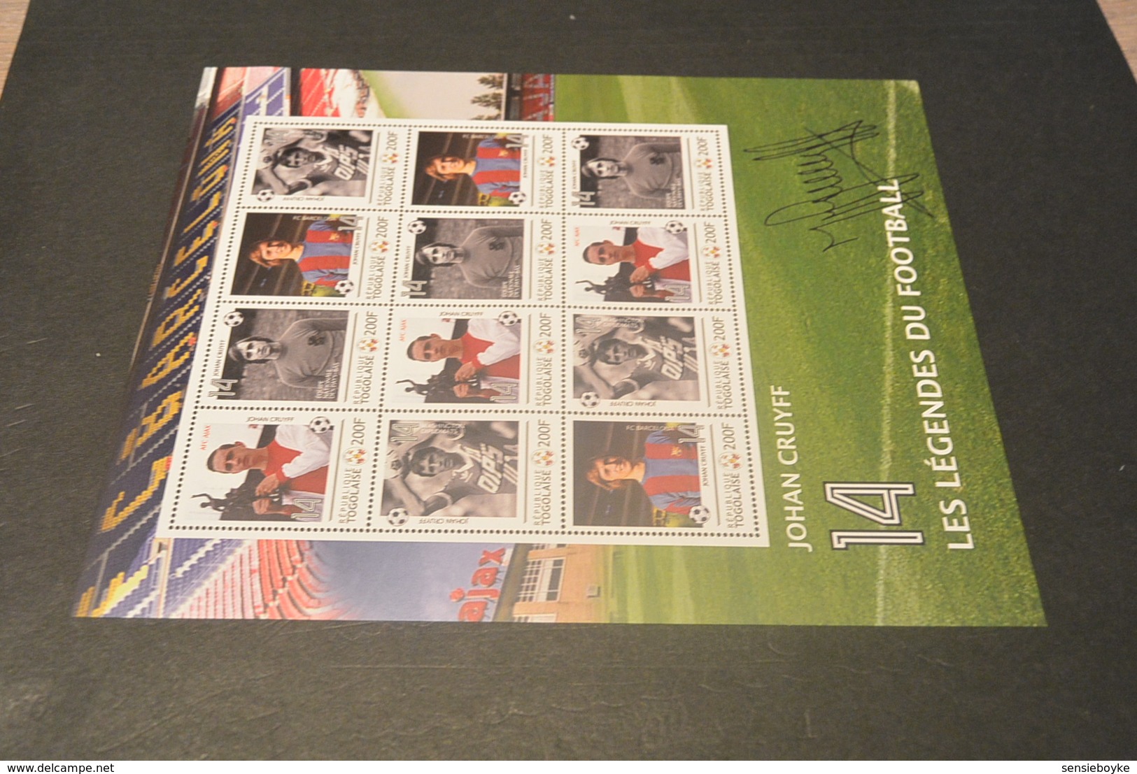 GR601A - Personalised Bloc MNh Togo - Togolaise 2011 -  AFC Ajax - Johan Cruyff - Non-normalised Shipment - Other & Unclassified