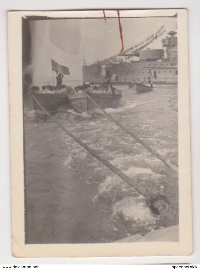 90 PLC - Photo Bateau Militaire Remorquage Barque -juin 1929 - Autour Des Années 30? -lot Le Coz - - Bateaux