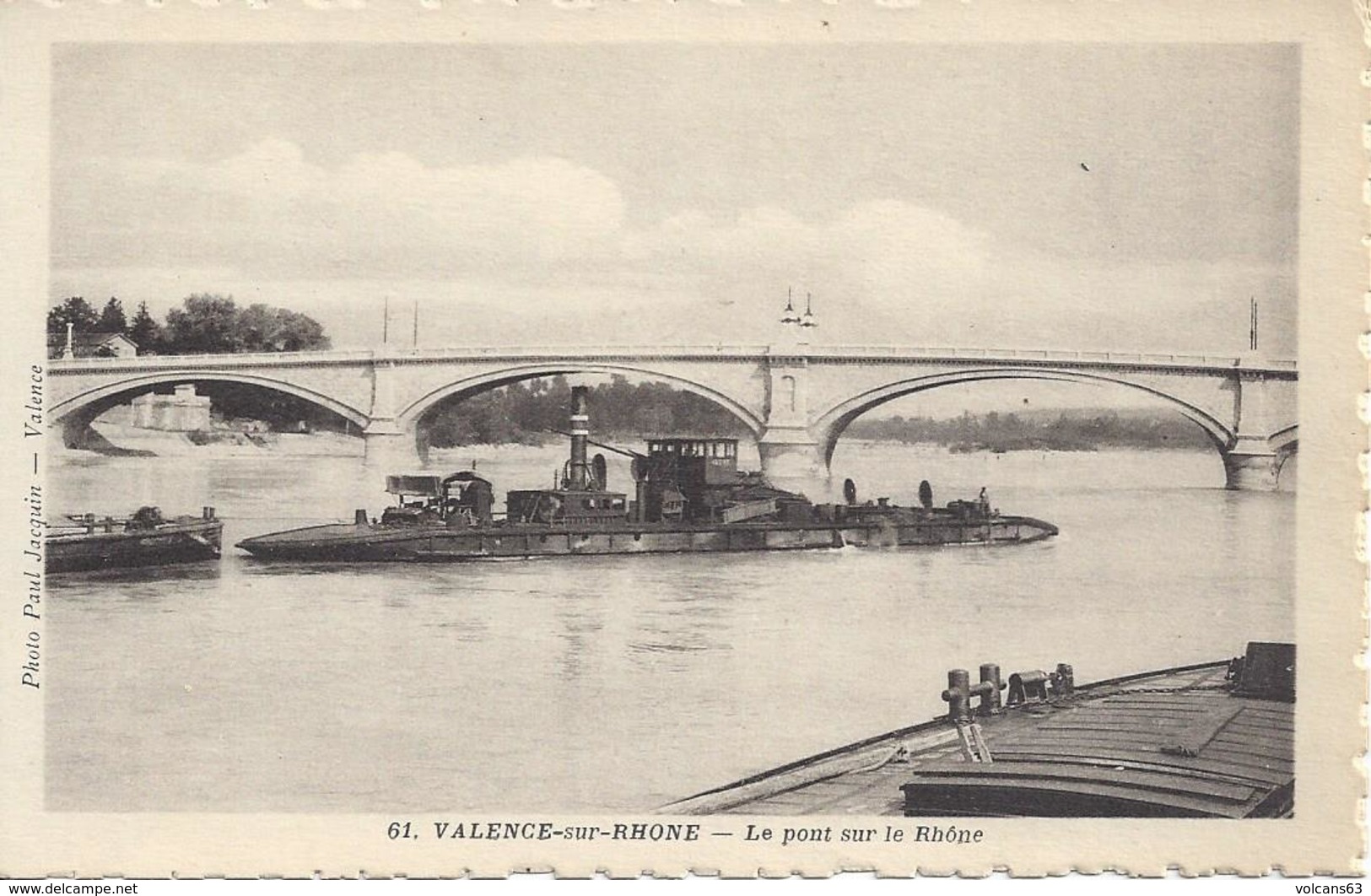 26 VALENCE   LA NAVIGATION Sur LE RHONE BATEAUX PENICHE    TRES BELLE CARTE DENTELEE Photo  PAUL JACQUIN  61 - Valence