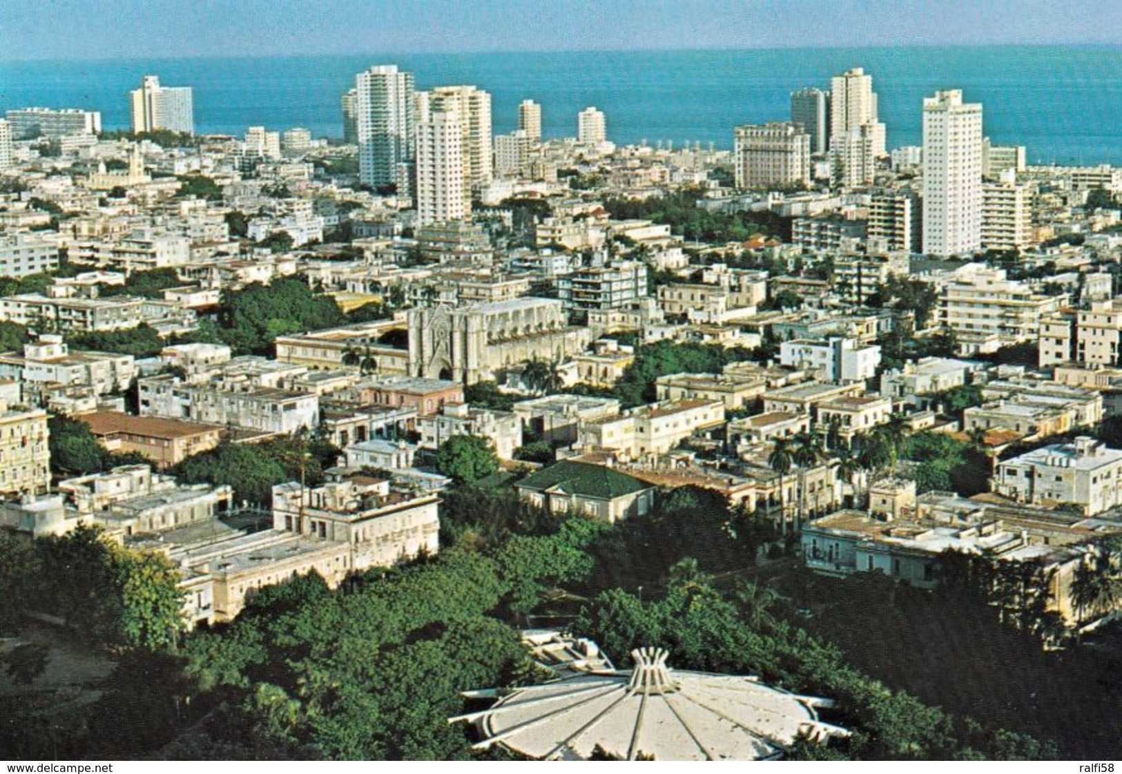 1 AK Kuba * Blick Auf Das Moderne Zentrum Der Hauptstadt Havanna - Luftbildaufnahme * - Kuba