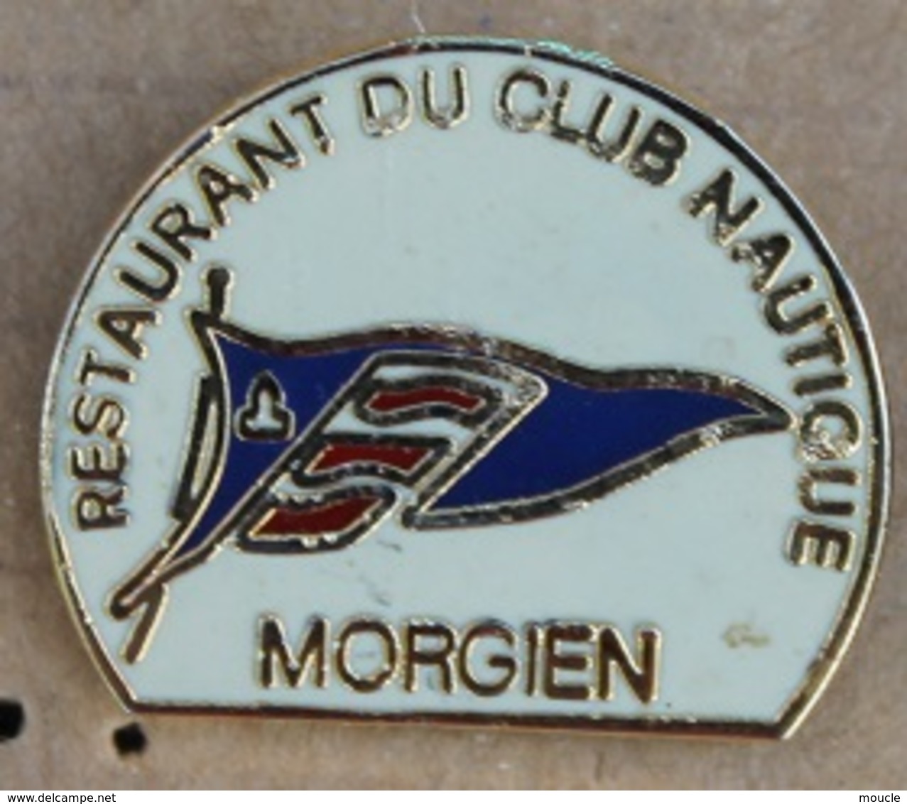 RESTAURANT DU CLUB NAUTIQUE MORGIEN - CANTON DE VAUD - SUISSE - MORGES . LAC LEMAN -                     (JAUNE) - Boats