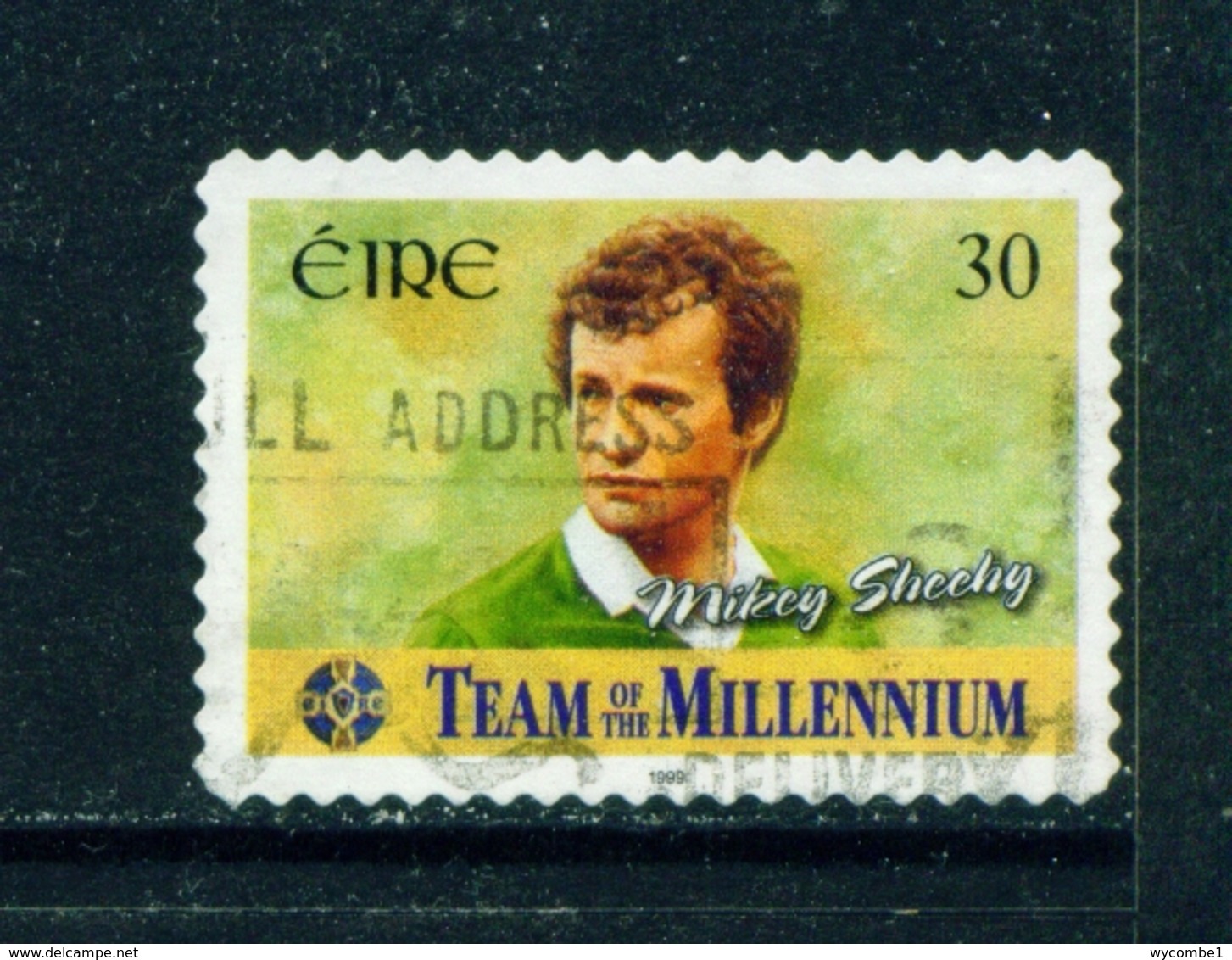 IRELAND  -  2000 Team Of The Millennium  30p Self Adhesive Used As Scan - Used Stamps