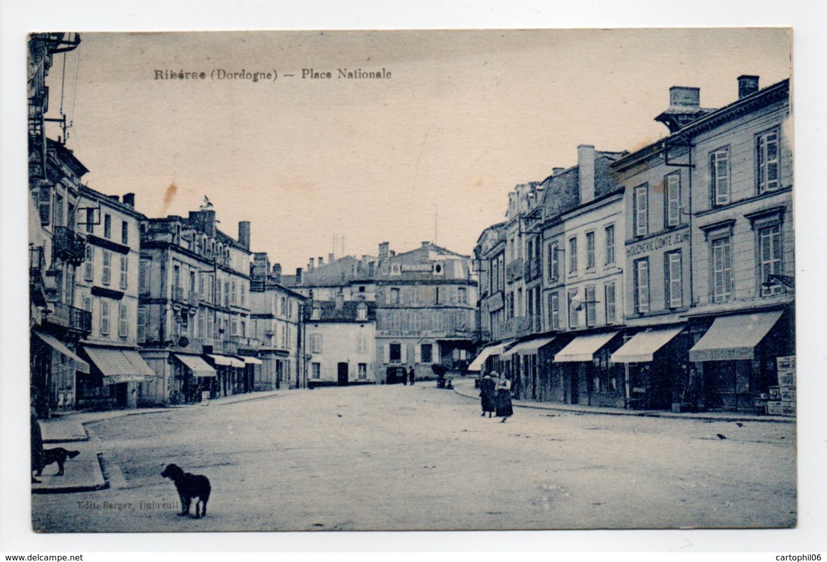 - CPA RIBÉRAC (24) - Place Nationale 1924 - Edition Berger - - Riberac