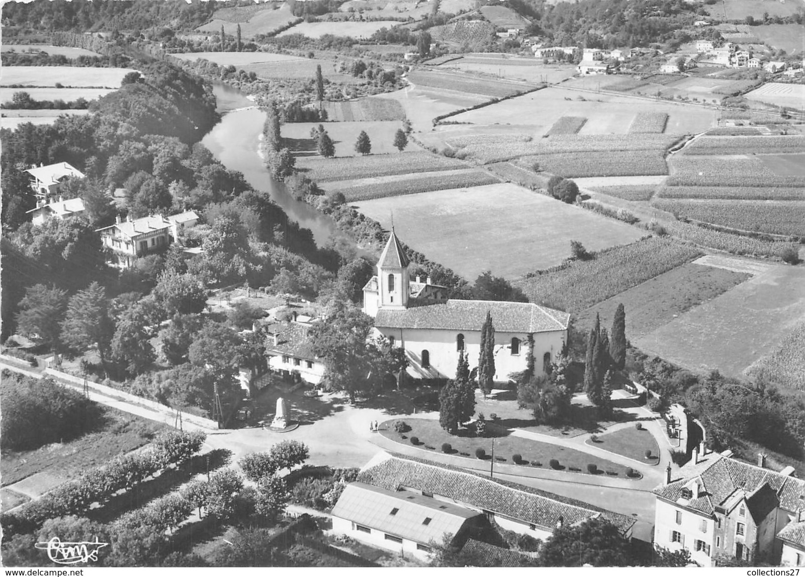 64-CAMBO-LES-BAINS- L'EGLISE VUE AERIENNE - Cambo-les-Bains