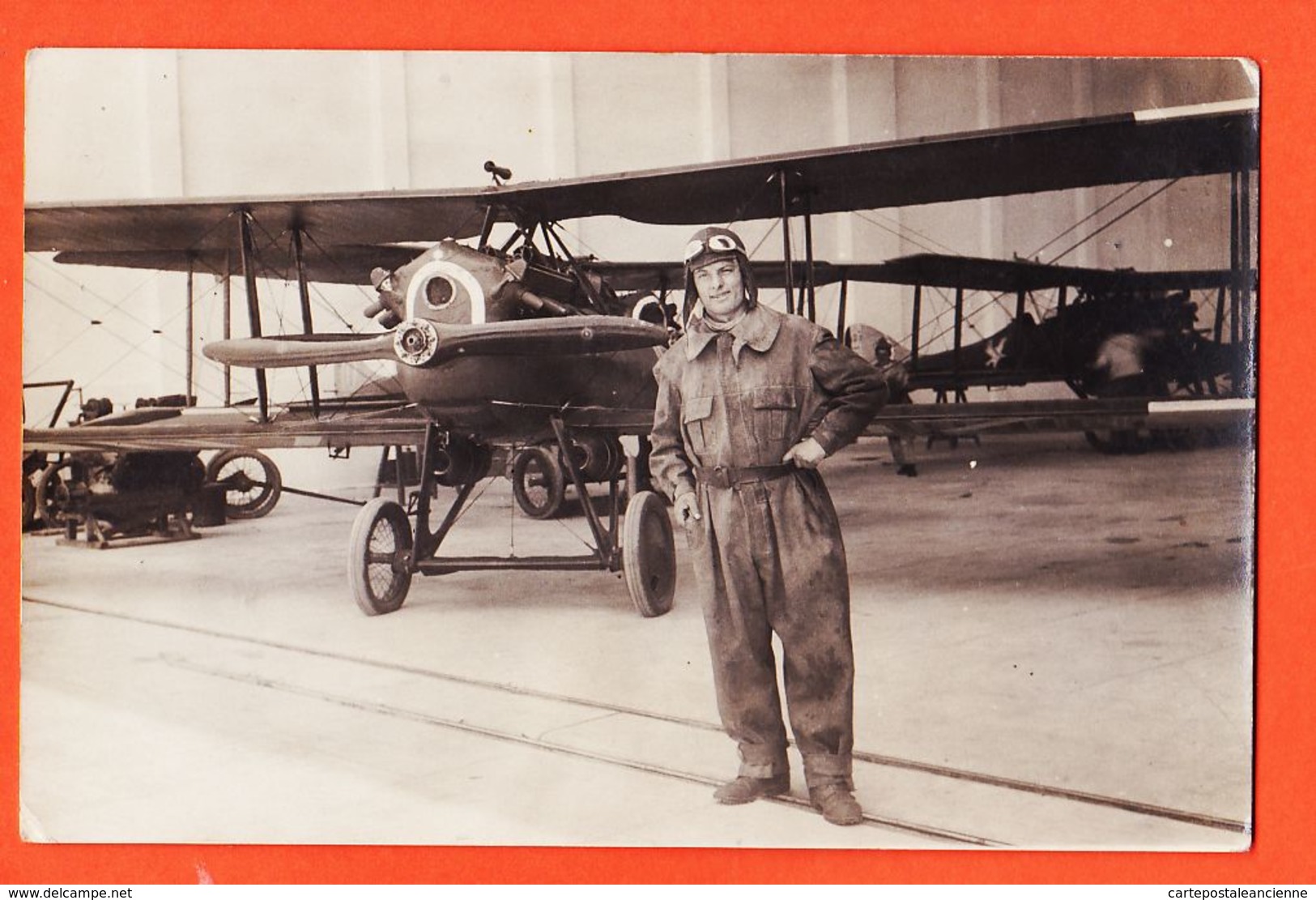 MON083 Carte-Photo ISTRES-AVIATION (13) NIEUPORT-DELAGE Dans Son Hangar Avec Pilote Ou Mécanicien Cpavion 1930s - Istres