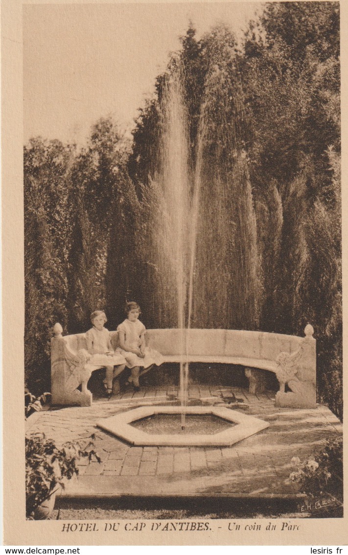 C. P  A. - HOTEL DU CAP D'ANTIBES - UN COIN DU PARC - E. H. CARON - - Cap D'Antibes - La Garoupe