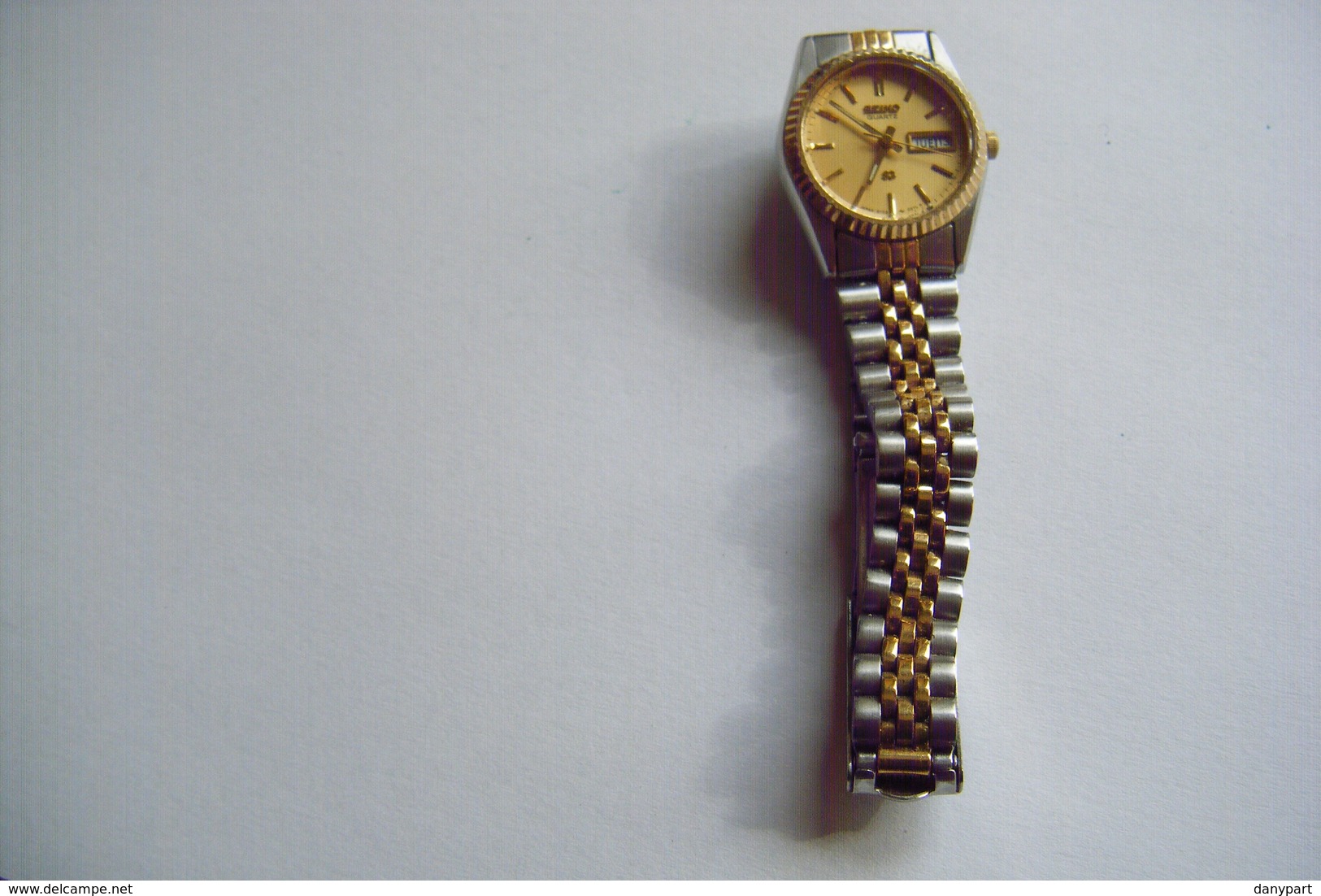 BELLE MONTRE SEIKO QUARTZ 3Y03 0160 VINTAGE TRES BON ETAT A REVISER Port 3 € - Watches: Modern