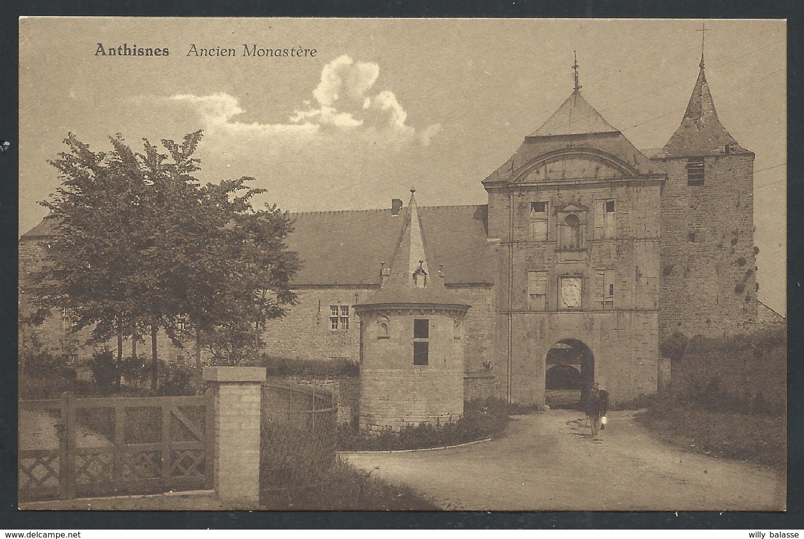 +++ CPA - Liège - ANTHISNES - Ancien Monastère   // - Anthisnes