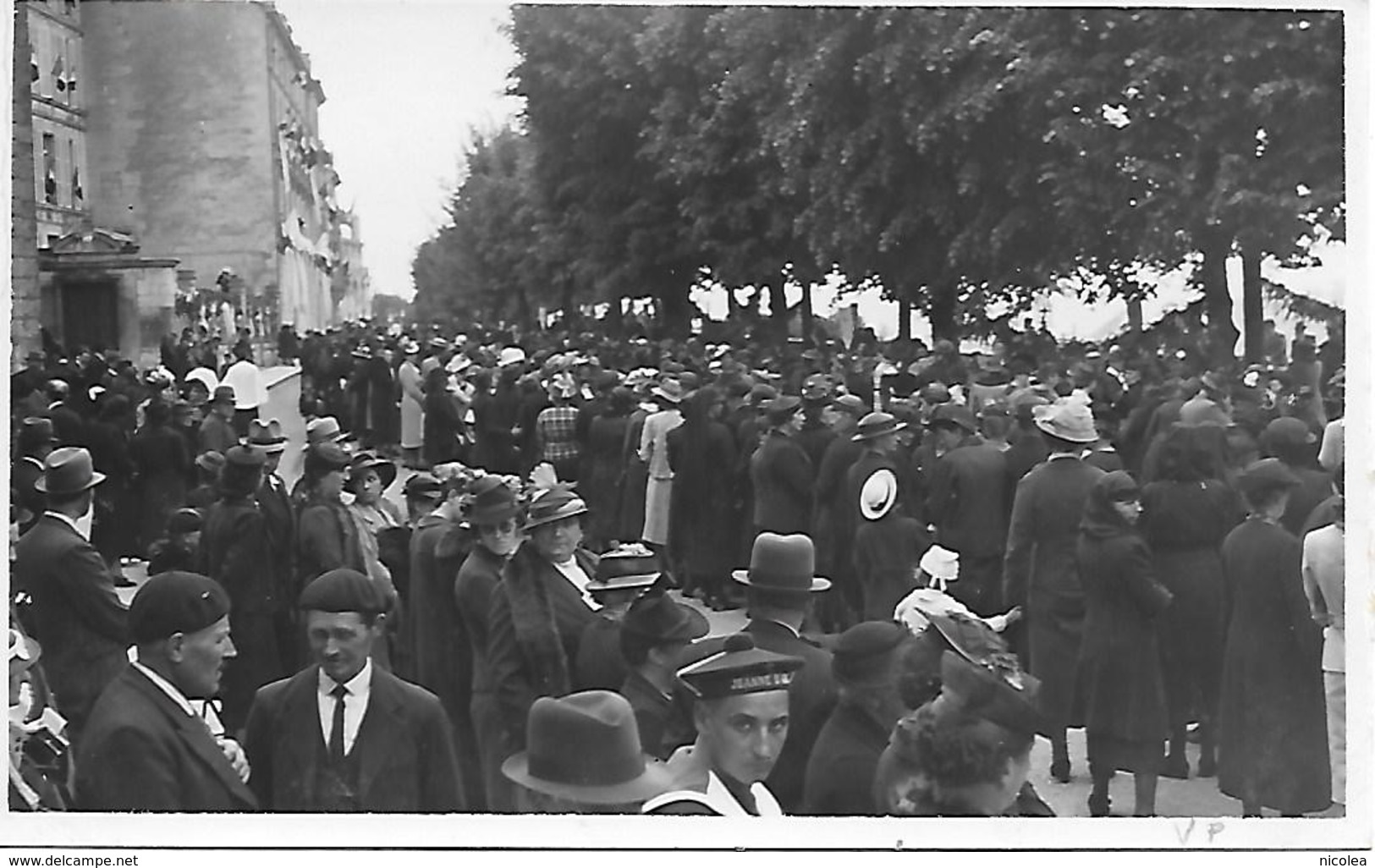 ANGOULEME CARTE PHOTO ORIGINALE INEDITE FOULE AU CONGRES EUCHARISTIQUE 1939 - Angouleme