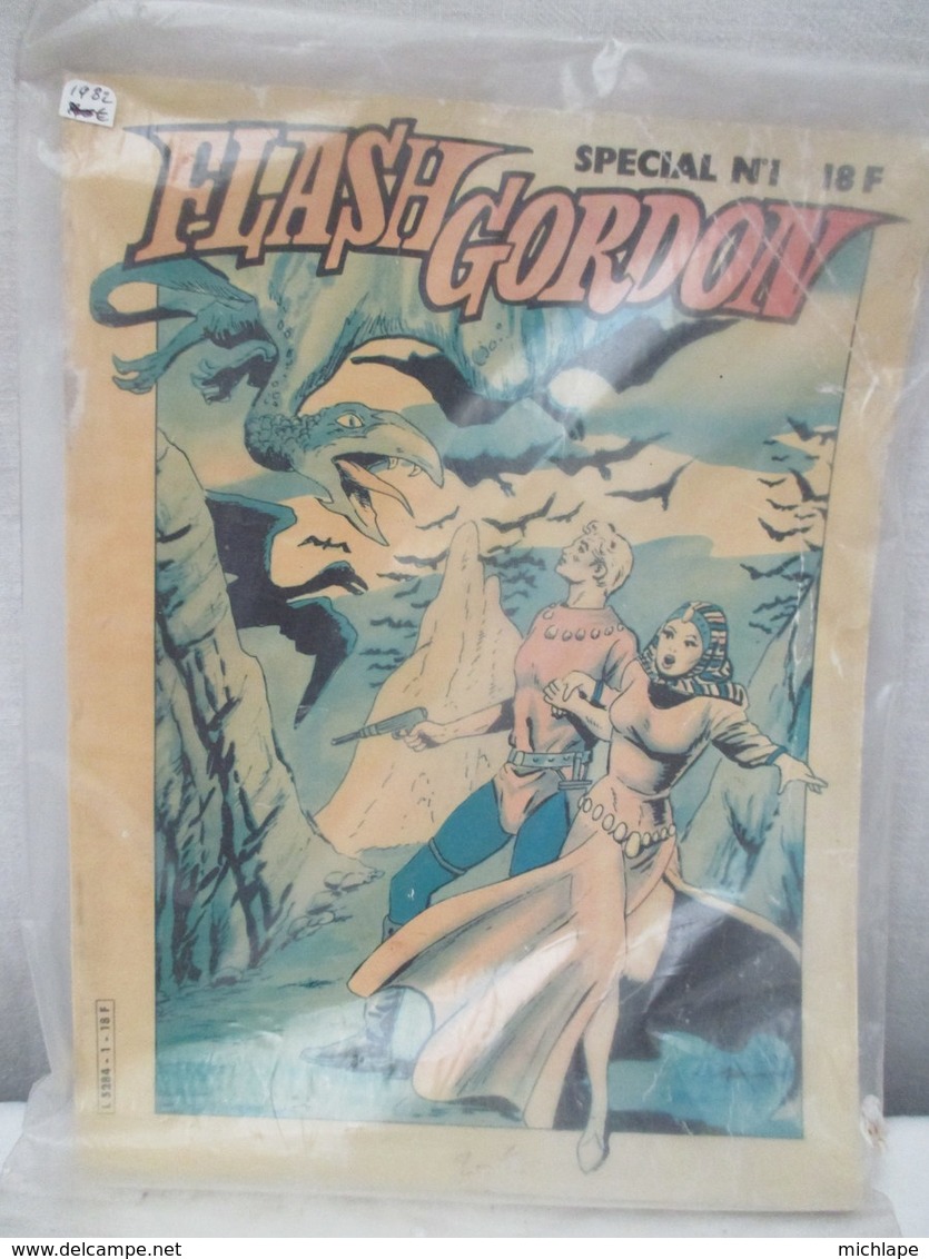 Flash Gordon N° Special  N° 1  - 350 Gr  1982 - Autres & Non Classés