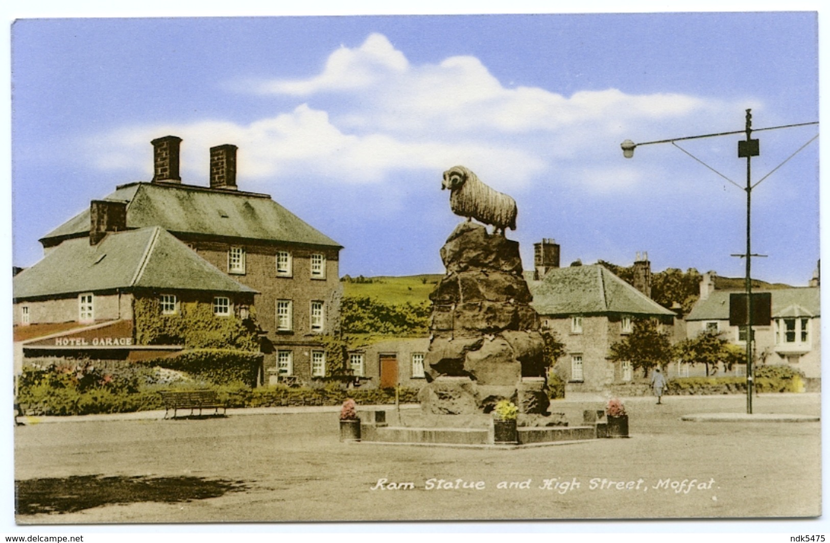 MOFFAT : RAM STATUE AND HIGH STREET - Dumfriesshire