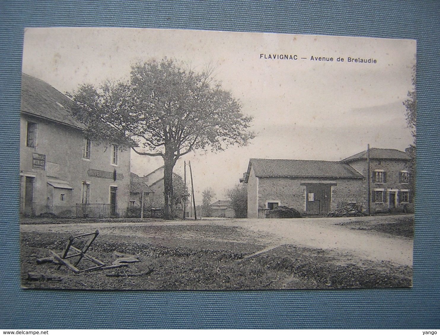 FLAVIGNAC - AVENUE DE BRELAUDIE - Altri & Non Classificati