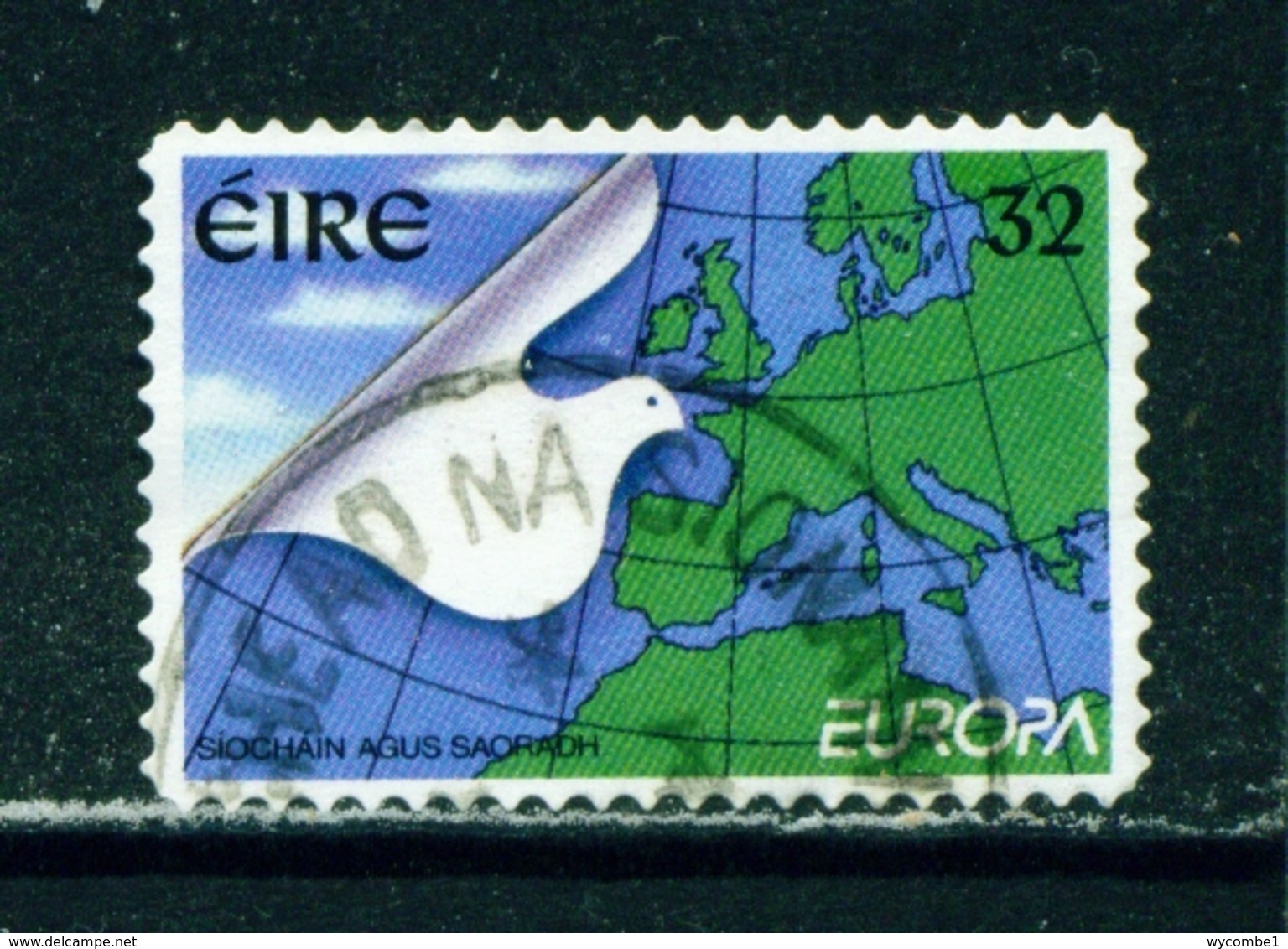 IRELAND  -  1995 Europa  32p Self Adhesive Used As Scan - Used Stamps