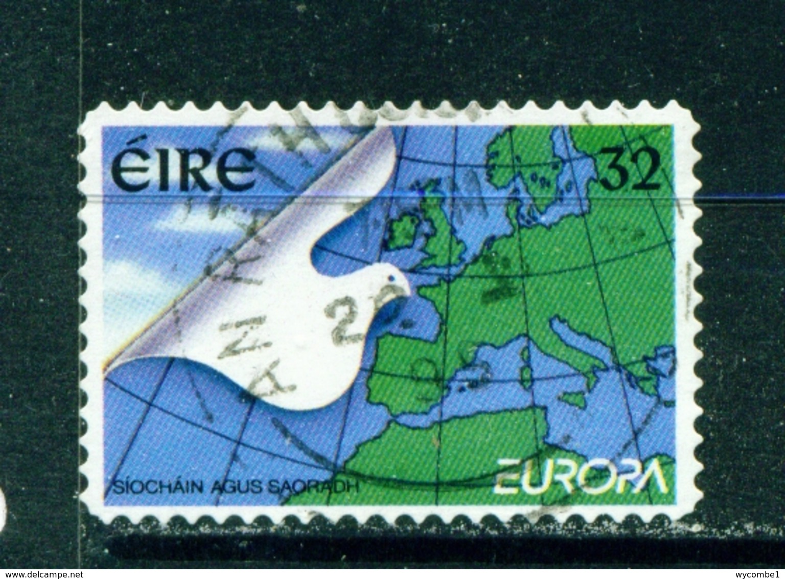 IRELAND  -  1995 Europa  32p Self Adhesive Used As Scan - Used Stamps