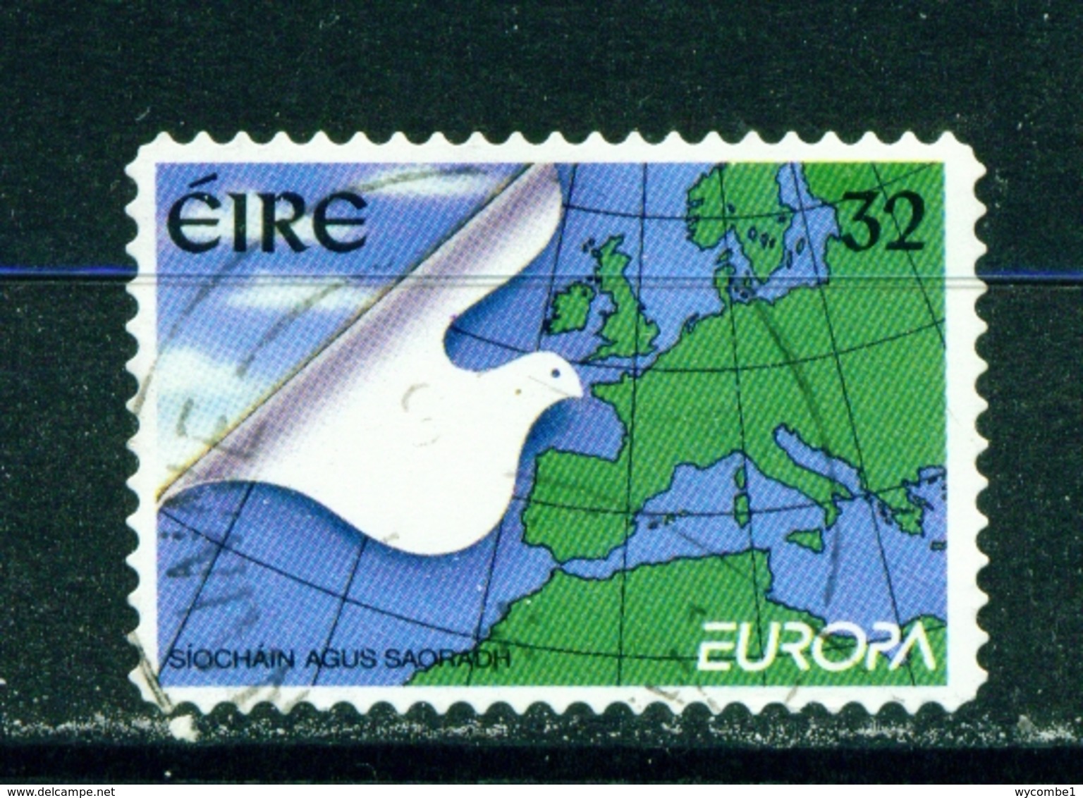 IRELAND  -  1995 Europa  32p Self Adhesive Used As Scan - Used Stamps