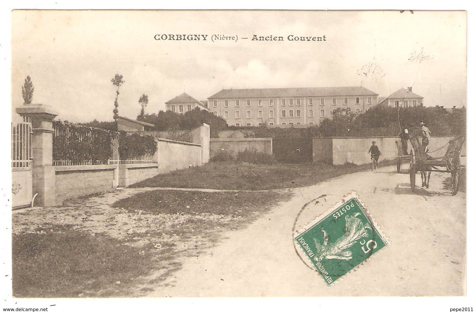 Cpa 58 CORBIGNY Vue De L'Ancien Couvent - Attelages - Vue Peu Commune - Corbigny