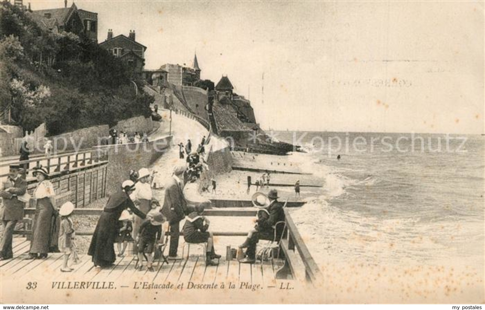 13555338 Villerville_sur_Mer Estacade Et Descente à La Plage Villerville_sur_Mer - Villerville